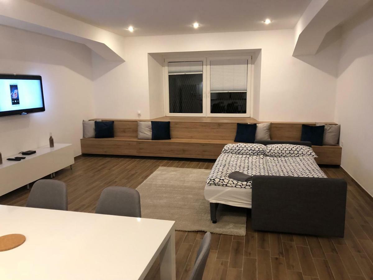 Jure Apartment In ليوبليانا المظهر الخارجي الصورة